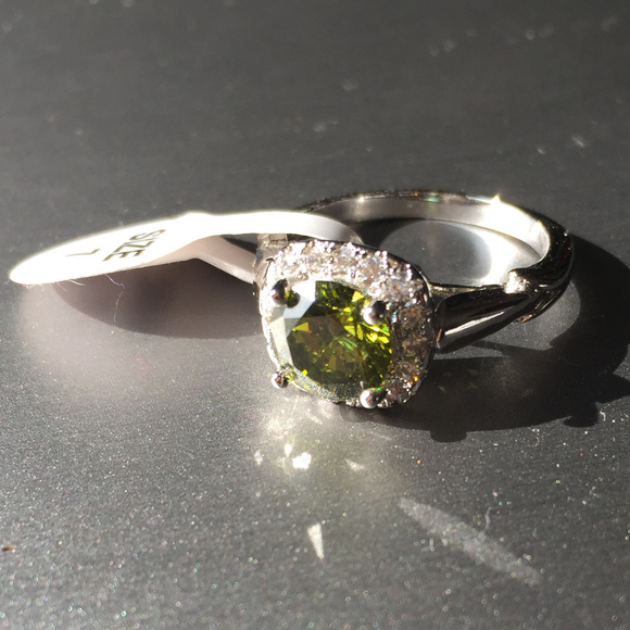 Square Emerald and Diamond Silver Ring - Picture 1 of 1